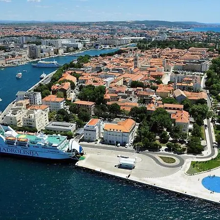 Apartman Franka Appartamento *